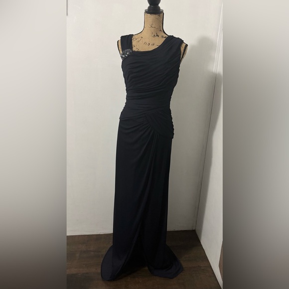 ADRIANA PAPELL Navy Blue Ruched Formal Length Evening Gown W/Broach Size 10. - Picture 3 of 10